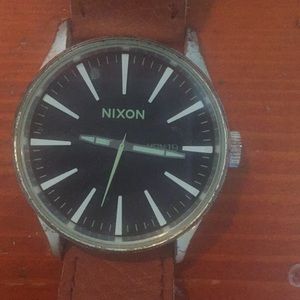 Old school Nixon Sentry Watch - men’s